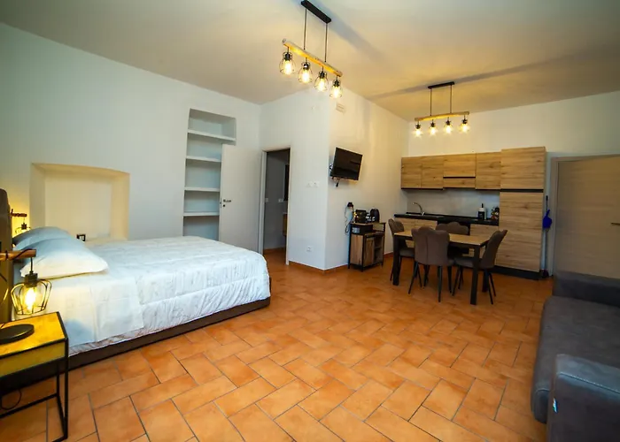 Vicolo Del Pozzo 아파트